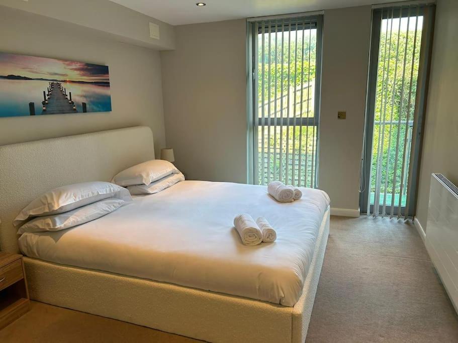 Modern Apartment, Fistral Beach Newquay  Exterior photo